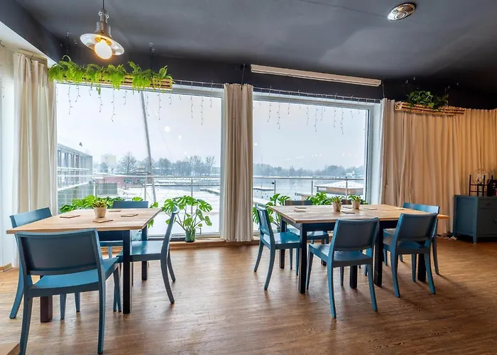 Hotel Przystań WARMIA